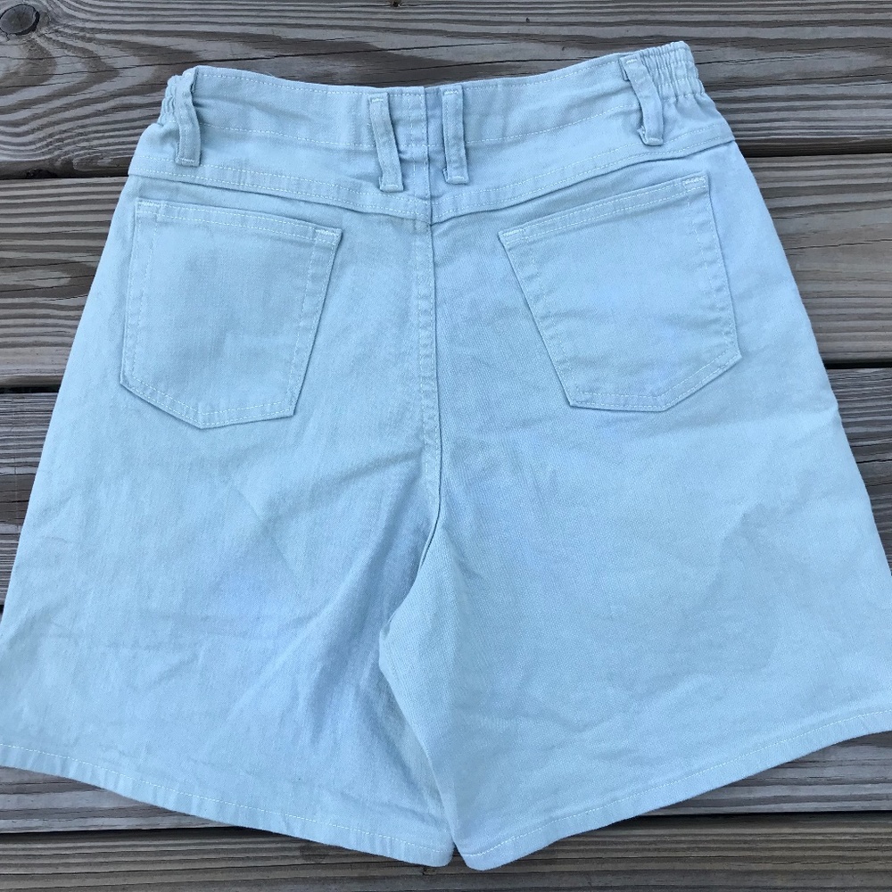 Lee Women Shorts side Elastic at the Waist Flat - Picture 6 of 8
